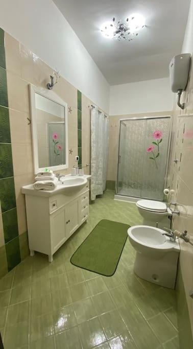 Casa Francy E Carmen Napoli Apartment ภายนอก รูปภาพ